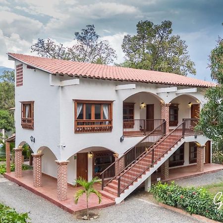 Finca Hotel Guali Santafe Santa Fe de Antioquia Exterior foto
